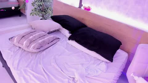 Snapshot of geminis_muentes chatting on January 12, 6:28 am geminis muentes online show from January 12, 6:28 am