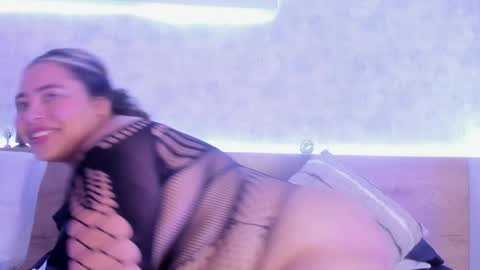 Snapshot of geminis_muentes chatting on January 24, 3:43 am geminis muentes online show from January 24, 3:43 am