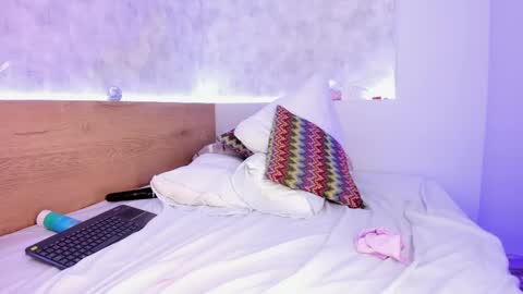 Snapshot of geminis_muentes chatting on February 12, 7:02 am geminis muentes online show from February 12, 7:02 am