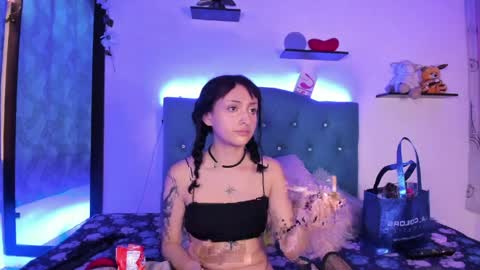 Gemma online show from April 4, 1:19 pm