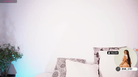 Snapshot of gemmacarter_ chatting on November 20, 12:44 am online show from November 20, 12:44 am