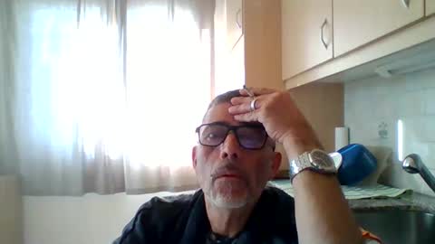 Gen online show from May 25, 6:08 am