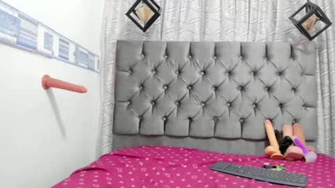 Snapshot of genesis_03_ chatting on January 24, 4:06 pm genesis_03_ online show from January 24, 4:06 pm