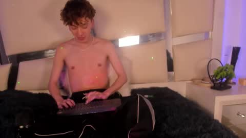 Genesis online show from November 26, 5:19 am