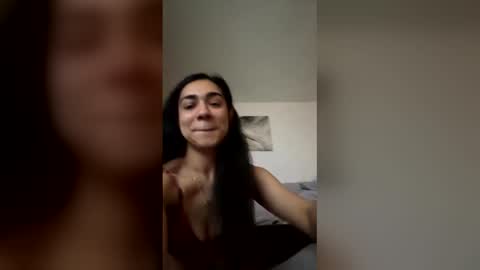 genesisluvv online show from March 1, 7:32 am