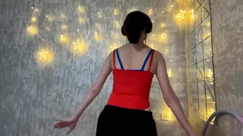 Riana online show from April 14, 3:29 pm