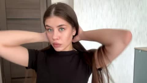 Snapshot of geniegrimmett chatting on May 4, 1:07 pm Megan online show from May 4, 1:07 pm