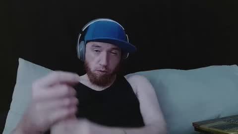 genitalwars online show from December 18, 4:07 am