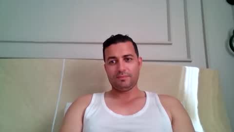 genteldevil online show from May 13, 2:14 pm