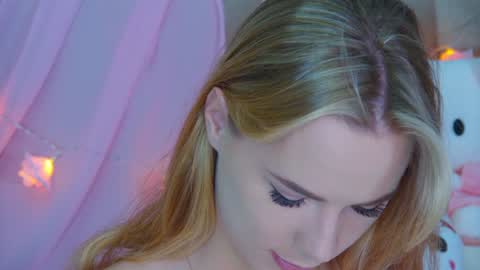 Snapshot of gentlerossi chatting on January 17, 3:22 pm GentleRossi online show from January 17, 3:22 pm