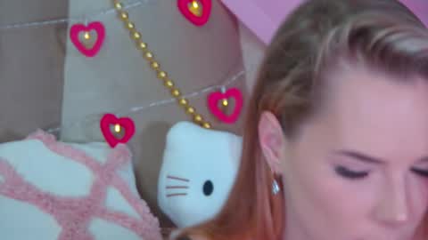 Snapshot of gentlerossi chatting on February 19, 7:27 pm GentleRossi online show from February 19, 7:27 pm