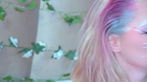 GentleRossi online show from April 4, 5:43 pm