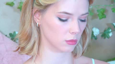 GentleRossi online show from April 9, 4:23 pm