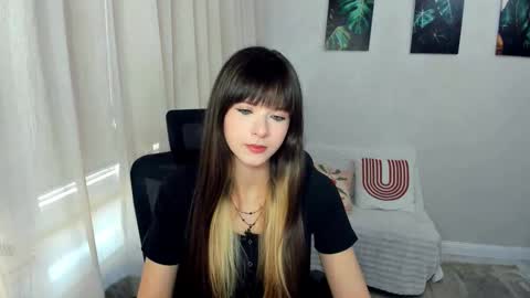 Alice online show from March 25, 11:49 am