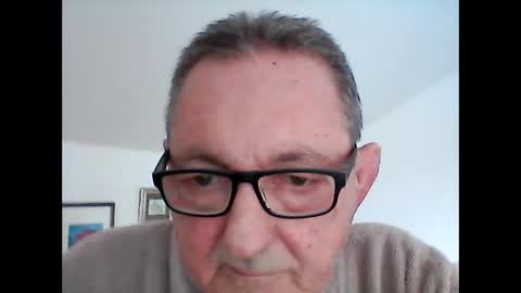 georg1412 online show from April 2, 9:40 am