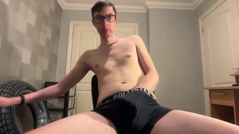 Snapshot of george5657 chatting on January 15, 9:40 pm George online show from January 15, 9:40 pm