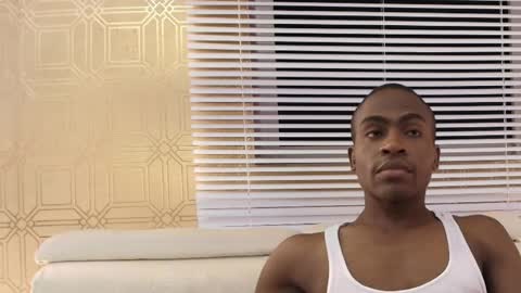 Snapshot of george_lancee chatting on October 18, 5:54 am G E O R G E online show from October 18, 5:54 am