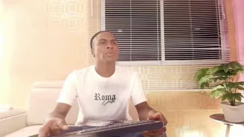 Snapshot of george_lancee chatting on November 2, 3:53 am G E O R G E online show from November 2, 3:53 am