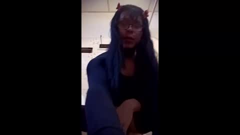 georgelord392952 online show from April 10, 7:18 pm