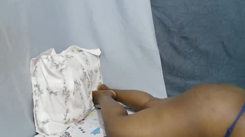 Snapshot of georgeous_kimberly chatting on November 14, 11:09 am georgeous_kimberly online show from November 14, 11:09 am