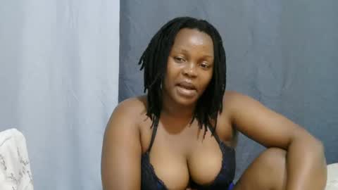 Snapshot of georgeous_kimberly chatting on November 18, 8:13 pm georgeous_kimberly online show from November 18, 8:13 pm