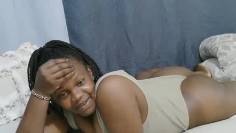 georgeous_kimberly online show from February 6, 1:10 am