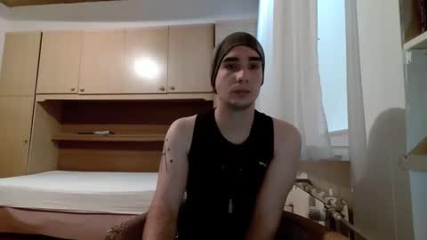 Snapshot of georgeyuno chatting on December 19, 1:07 pm George Yuno online show from December 19, 1:07 pm