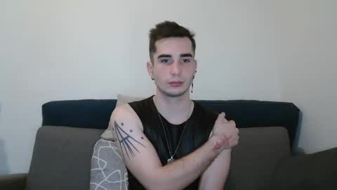 Snapshot of georgeyuno chatting on January 11, 5:29 pm George Yuno online show from January 11, 5:29 pm