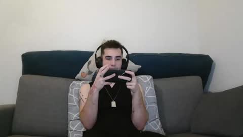 Snapshot of georgeyuno chatting on January 12, 8:03 pm George Yuno online show from January 12, 8:03 pm