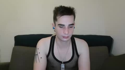 Snapshot of georgeyuno chatting on January 13, 4:51 pm George Yuno online show from January 13, 4:51 pm