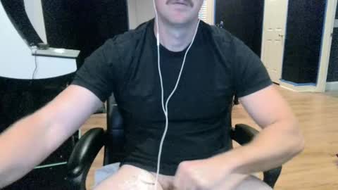 Snapshot of georgiaboy11 chatting on September 9, 12:54 am georgiaboy11 online show from September 9, 12:54 am