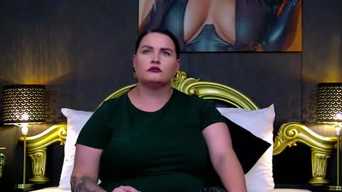 GeorgiaLerox online show from October 10, 1:43 pm