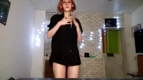 Ellie online show from May 31, 3:08 pm