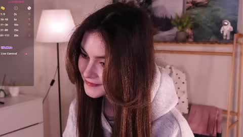 May online show from April 18, 3:32 am