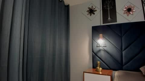 Georgina  online show from April 12, 11:04 am