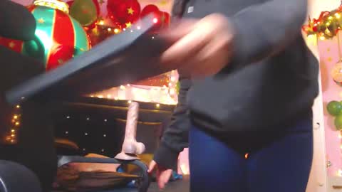 Georgi online show from December 18, 12:00 pm