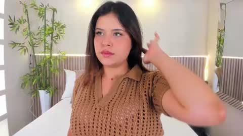 Snapshot of georginareyes chatting on June 25, 11:53 pm GeorginaReyes online show from June 25, 11:53 pm