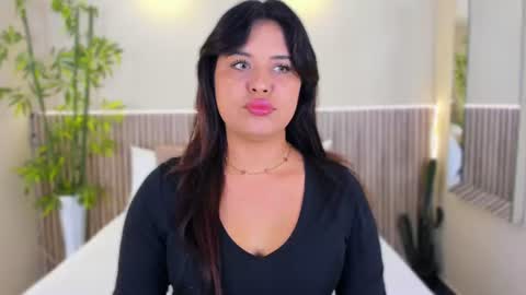 Snapshot of georginareyes chatting on July 13, 5:49 pm GeorginaReyes online show from July 13, 5:49 pm