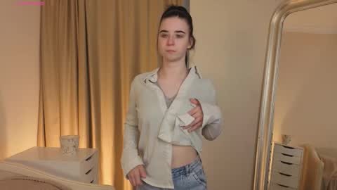 My name is Kelly online show from October 17, 3:10 am