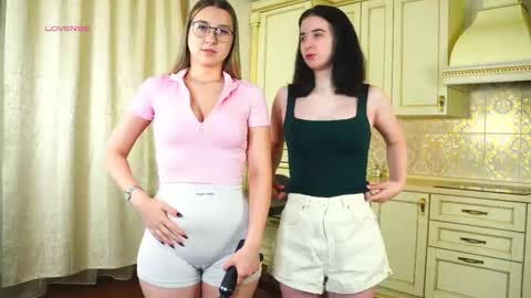 My name is Kelly online show from November 11, 3:06 am