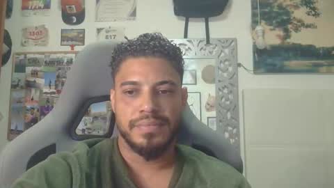 geovannygarrido91 online show from April 12, 12:32 pm