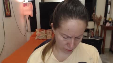 Snapshot of geral_bhri chatting on October 30, 3:46 pm geral bhri online show from October 30, 3:46 pm