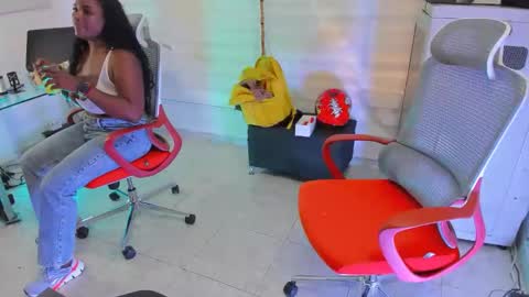 geralfernandez online show from April 24, 7:05 pm