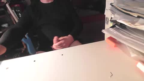 Snapshot of gerbisub chatting on December 15, 12:04 am gerbisub online show from December 15, 12:04 am