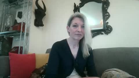 germansweety online show from February 14, 2:47 pm
