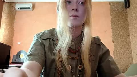 Kate online show from April 14, 11:33 pm