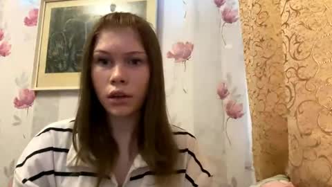 Eliza online show from April 15, 4:36 pm