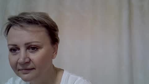 Snapshot of gessy_angel chatting on December 17, 6:41 am gessy_angel online show from December 17, 6:41 am