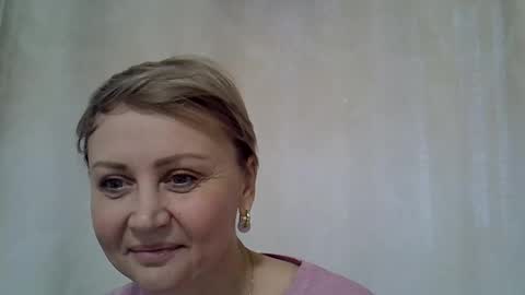 Snapshot of gessy_angel chatting on December 23, 7:28 am gessy_angel online show from December 23, 7:28 am