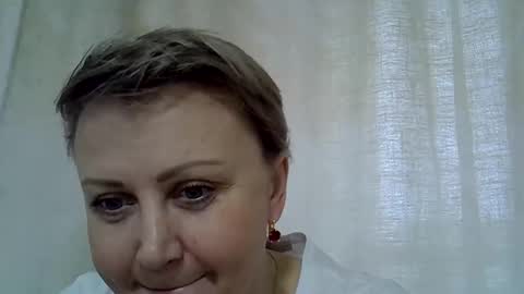 Snapshot of gessy_angel chatting on January 19, 7:34 am gessy_angel online show from January 19, 7:34 am